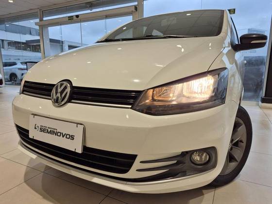 VOLKSWAGEN FOX 1.6 MSI TOTAL FLEX CONNECT 4P I-MOTION